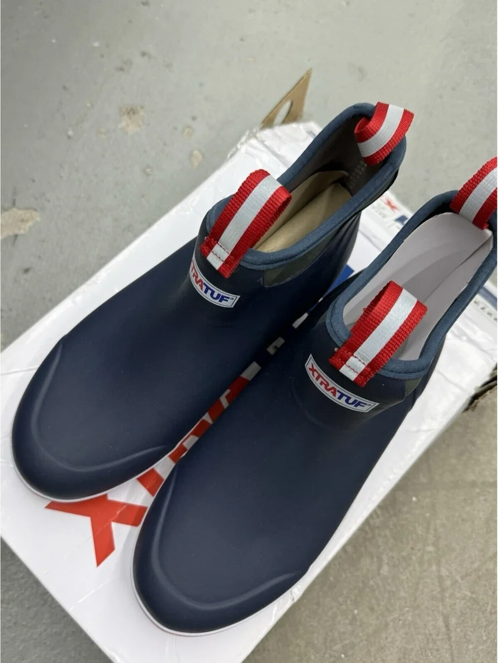 XTRATUF 22733 Ankle Deck Boots Men’s Size 8 Navy Red Waterproof Slip Resistant